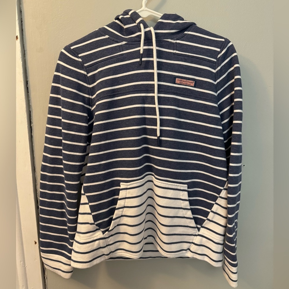 Vineyard Vines Hoodie